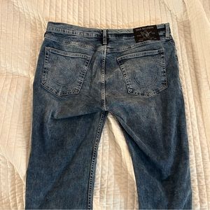 True Religion Jeans Rocco Size 34 Relaxed Skinny